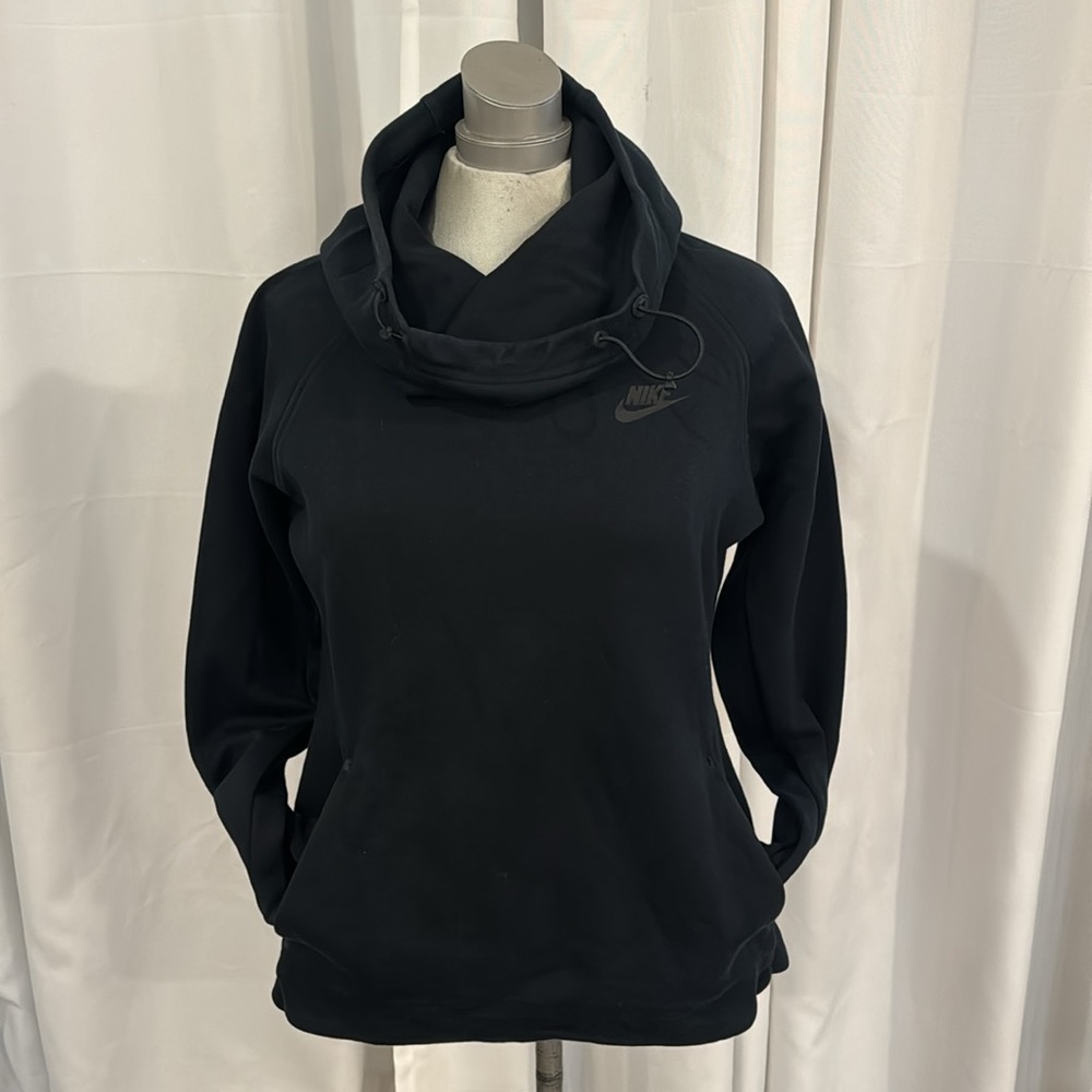 Nike pullover women’s Mine